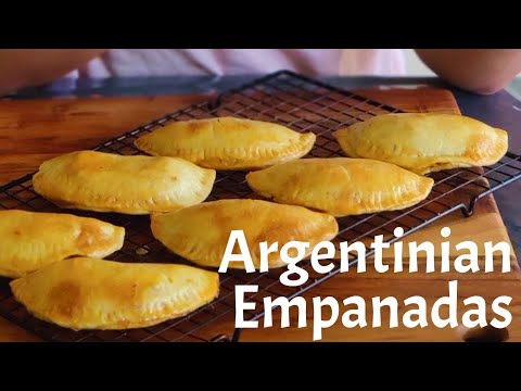 Argentinian chicken empanadas recipe | Tasty empanadas | Recipe in Hindi |