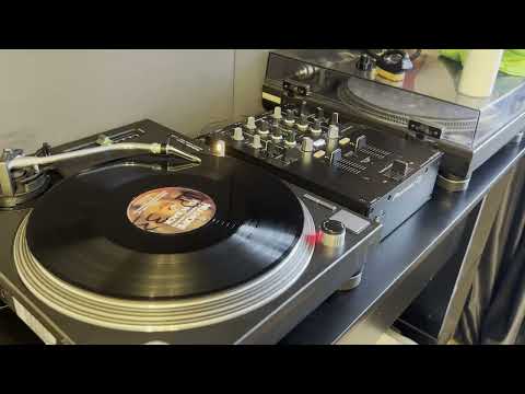 Nu Hope feat. Anthony Thompson - I'll Be Back (DJ Antoine vs Mad Mark's Retro Mix) [2001]