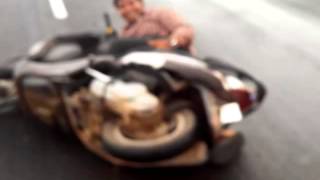 preview picture of video 'Funny Bike Accident : SNAKE RIDING'