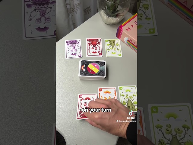 Vídeo relacionado con Exploding Kittens - Mantis - Card Games for Adults Teens & Kids - Fun Family Games, MNTS-Core-5