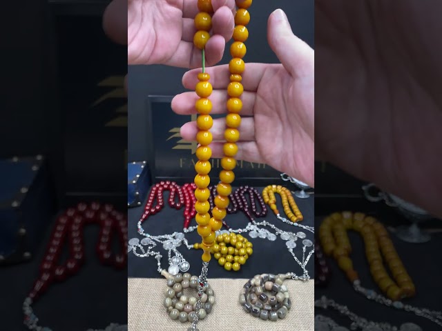 سبحة مسكي عسلي معتق بحبات دائرية وشرابة أثرية