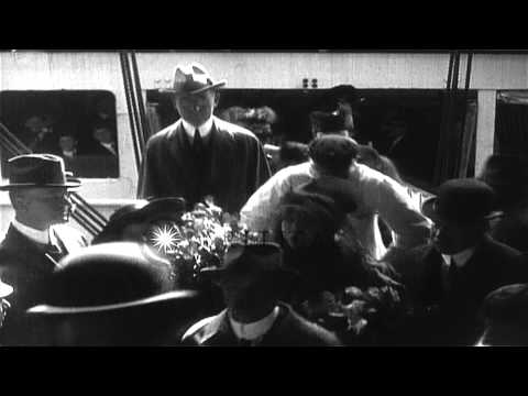 French actress Sarah Bernhardt arrives in New York City following a visit to the ...HD Stock Footage