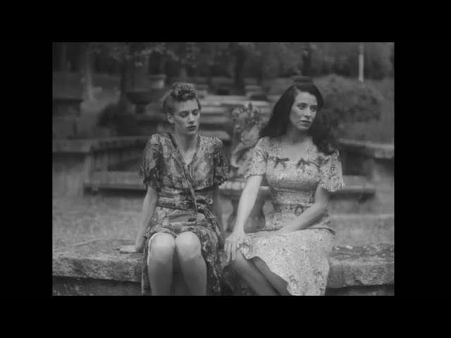 Vídeo relacionado con Reina de Corazones: Larissa Swirski (Narrativas Históricas contemporáneas)