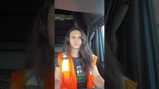 This job would not be fun without this guys 😅 #truckdrivers #funnyvideo #boneheadtruckers #usa