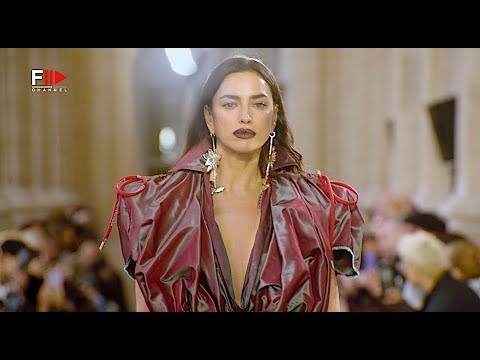 VIVIENNE WESTWOOD Fall 2023 Paris - Fashion Channel