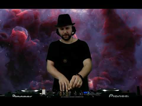 Tomas Bollo - Sleepless Session