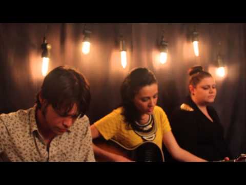 Audio Vixen "Love will keep us alive" The Eagles cover