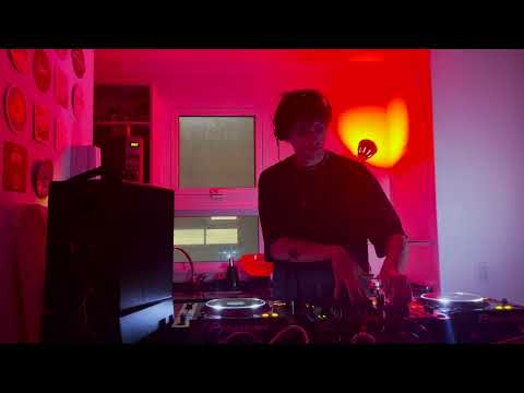 Nicolas Seguin -  Febrero Music 2022