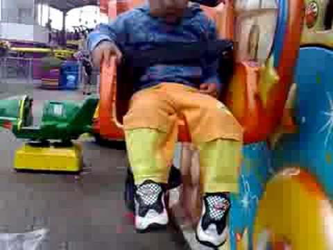 Bhavya Travelling to Moon