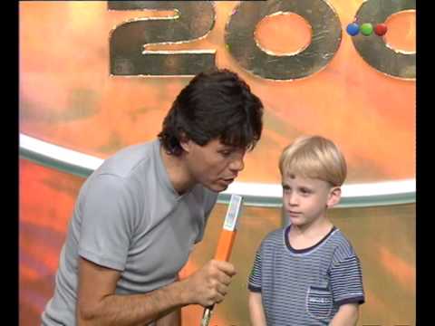 Children's Musical: Lucas sings La Mona Gimenez - Videomatch