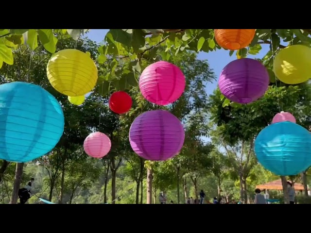 Vídeo relacionado con MIVIDE 20 farolillos de papel blanco, 25 cm, pantalla redonda, farolillos de papel blanco para bodas, cumpleaños, fiestas y eventos
