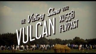 preview picture of video 'The Victory Show 2012 - Vulcan XH558 flypast'