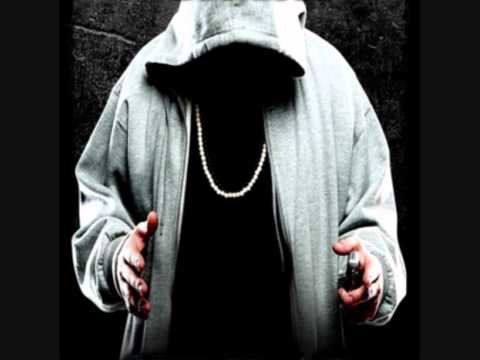 Kool Savas ft  Ercandize & Moe Mitchell   I am Legend