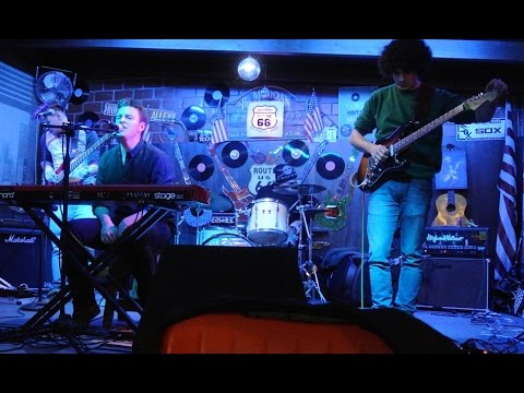 Eveline's Dust – Your Skin - live al ruote66
