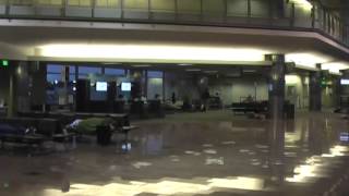 preview picture of video 'Alaska 20120702 Anchorage International Airport'