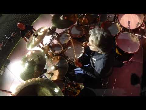 Todd Sucherman soundcheck at a Styx show-- solo drum sounds