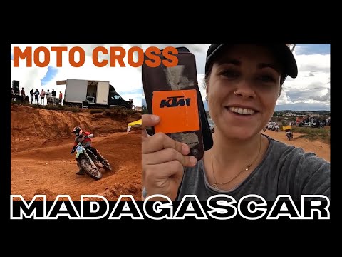 MADAGASCAR COMPETITION DE MOTO CROSS - GP Iarivo - Episode 2 MADAGASCAR