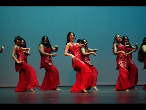 TARAS – Munjya | Bollywood Fusion Dance Choreography by Sakhi Patni | Culture Show Performance