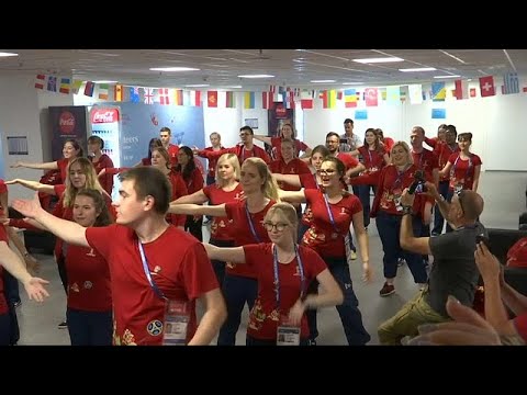 Flashmob von vielen der 17.000 Freiwilligen