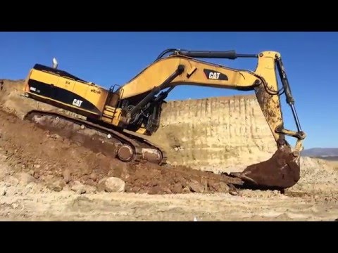Caterpillar 385C Excavator