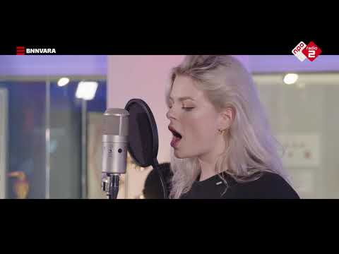 Davina Michelle - 'Beat Me' live @ Jan-Willem Start Op!