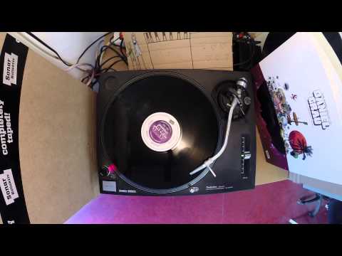 Daniel Grau - Funky Bip-Bot (Original from 440 Torker 1983)