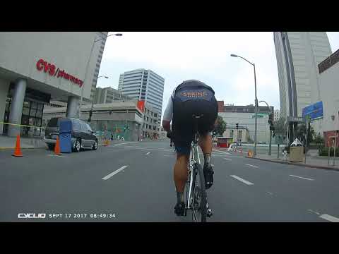 2017 Oakland Grand Prix E4/5 Final 2 Laps + Crash on Hairpin