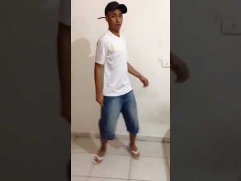 Mc GW e Mc Pikachu - Xia tchuca ( Gabrieel do Passinho)