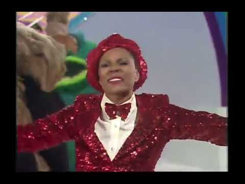 The Muppet Show - 318: Leslie Uggams - “Hey There, Good Times” (1979)