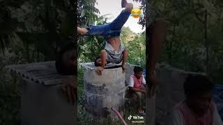 Download lagu Story wa '' kowe tak sayang sayang '' lucu 😂😅 mp3 Download lagu Story wa '' kowe tak sayang sayang '' lucu 😂😅 mp3