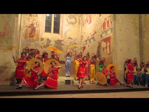 YIP’S CHILDREN’S CHOIR/Danze in costume (video 8)