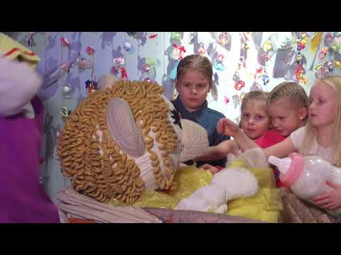 Ti-Ti Nalle: Suuri laulusatukirja - Uusi vauva