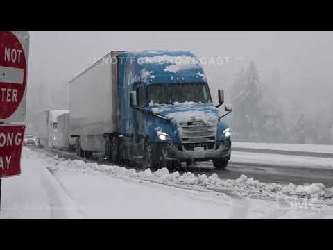 03-09-2023 Redding, CA - Major Snow Storm Creates Travel Nightmare, Standstill Traffic, Heavy Snow