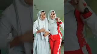 Download lagu Tiktok anak SMA Seragam Olahraga. mp3