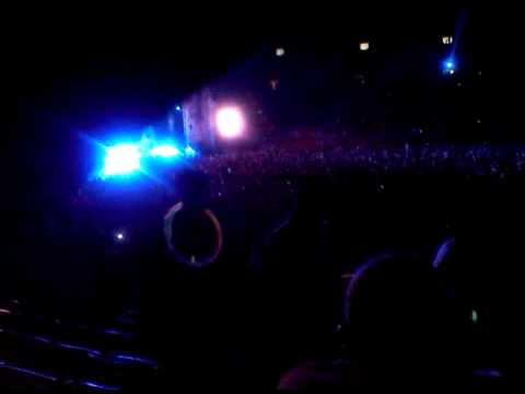 EDC 2009 - KASKADE  PLAYING SANDER VAN DOORN