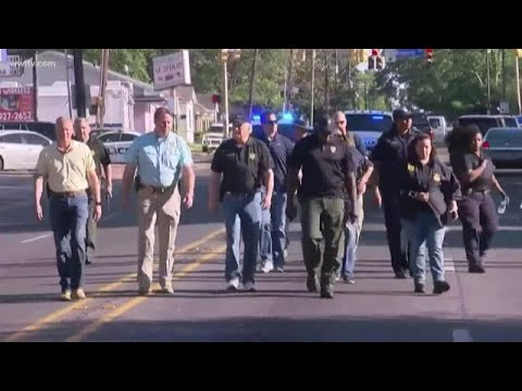 Baton Rouge police shooting: One officer killed, one critical