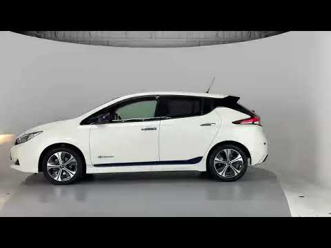 Nissan Leaf PREMIUM 40KW**SEMI DIGITAL DASH**TOUCH - Image 2