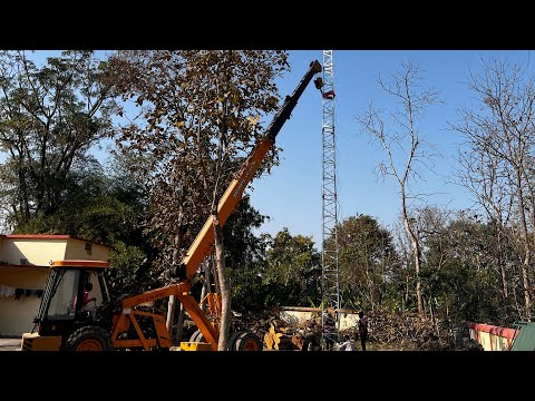 Wireless radio transmission tower (lattice mast) with lighte...