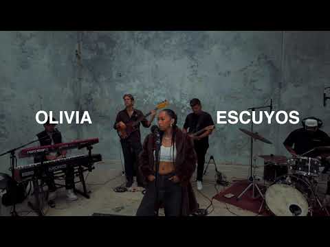 Olivia Escuyos Performs "Get Together" and "Making Love" Live