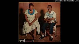 Ella Fitzgerald and Louis Armstrong - The Nearness of You - Combined Vocals!