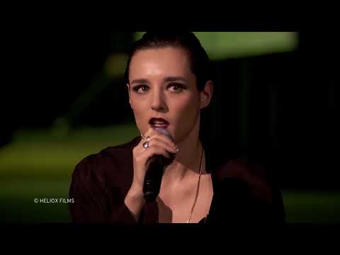 Weibo, hommage à David Bowie, Jenny Beth, DCA / Philippe Decouflé