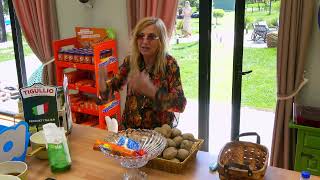 Download lagu “Ngatërrova Sonin me Jonidën ajo u bë nevrike”/ Moza shkakton të qeshura | Ferma Vip 3 mp3