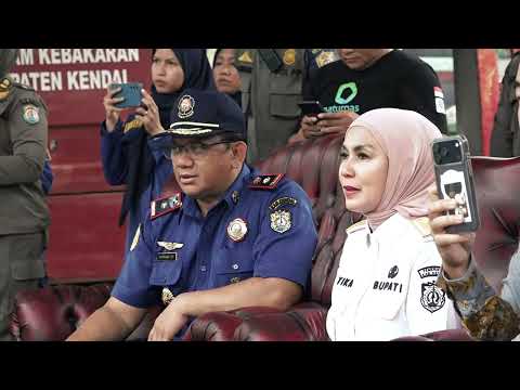PENERIMAAN BANTUAN VEHICLE ACCIDENT RESCUE OLEH SATPOLKAR