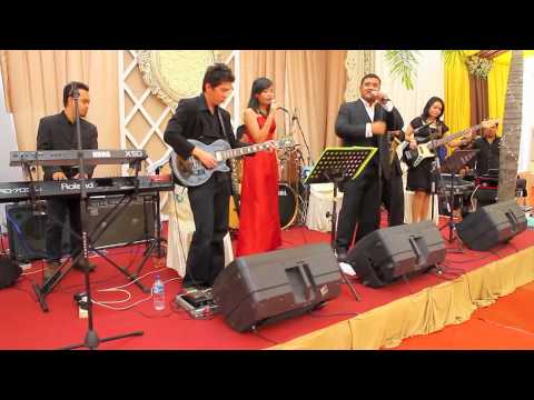 Mike Mohede Live - I Believe I can Fly ( R Kelly )