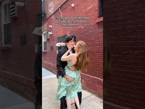 The way I will absolutely have my bridesmaids do this at my wedding just for the joke ????????