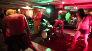 DESIGNER "Mutt / Anthm / Adam's Song [Reprise]" (Blink-182)