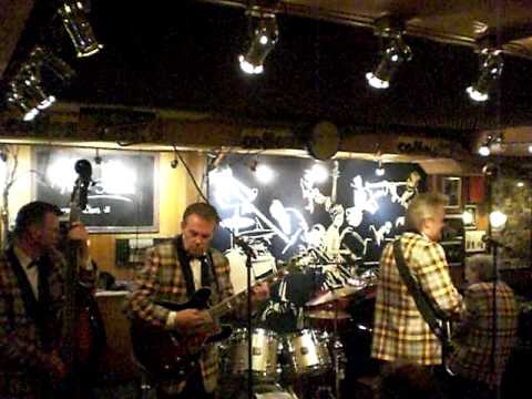 ROCK THE JOINT - Franny and the Fireballs LIVE im Cotton Club - Hamburg im Juni 2010