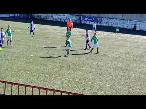 Grande golo marcado por Gonçalo Luciano 