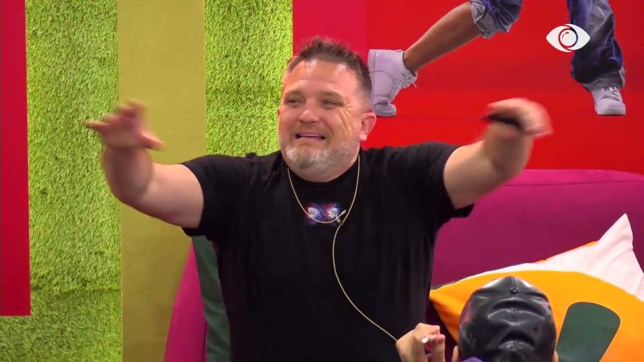 “Unë do të të përcjell ty”/ Debat mes Julit dhe Romeos: Më vjen gjyna…