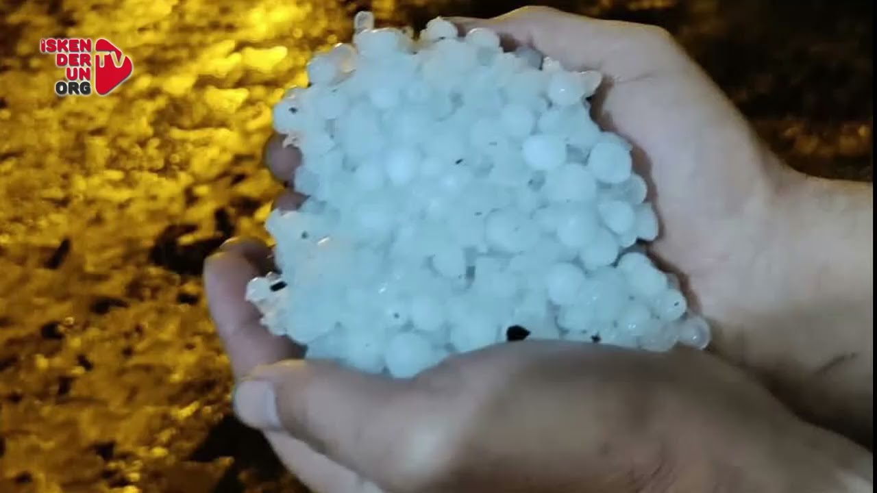 Arsuz’da Fındık Büyüklüğünde Dolu Şaşkınlık Yarattı